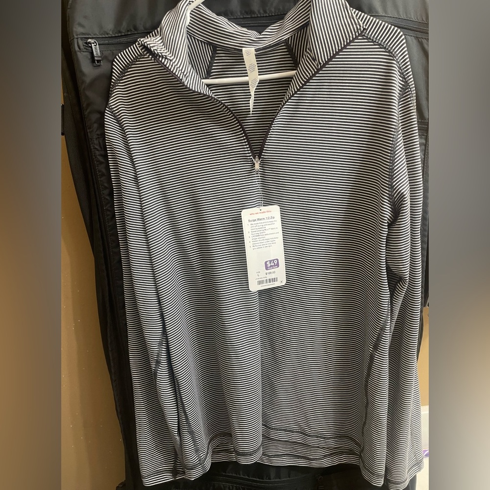 Lululemon zip up top